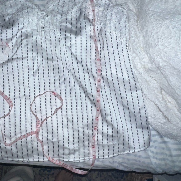 Abercrombie lace trimmed slate pinstripe cami - Picture 6 of 7